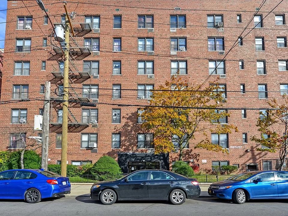 1st image of 10-40 Neilson St #6F