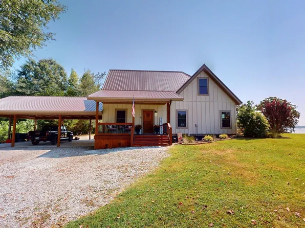 214 Lakeside Estates Rd, Springville, TN 38256