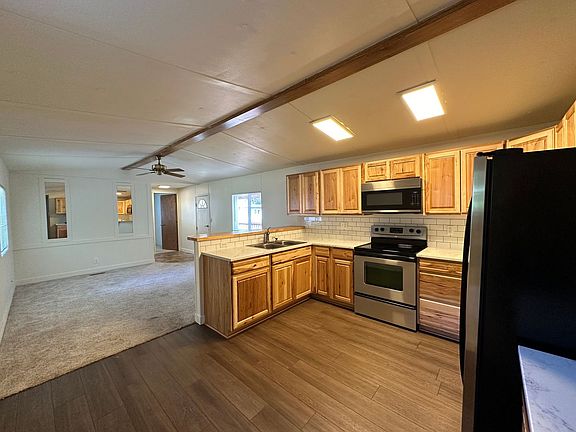 2nd image of 921 Autumn Ln Unit 232