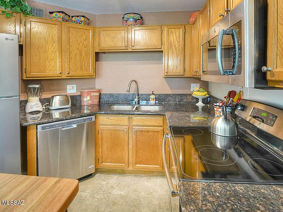 4th image of 6655 N Canyon Crest Dr Unit 12270