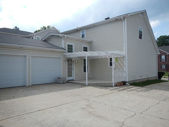 Vew from driveway at left