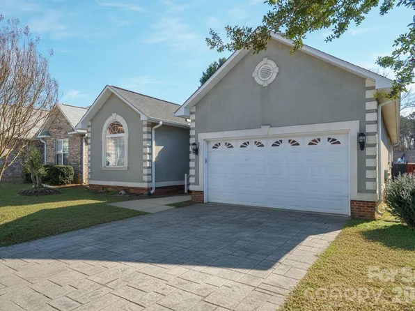 111 Birkdale Dr, Salisbury, NC 28144