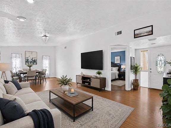 4th image of 5579 W Pine Cir