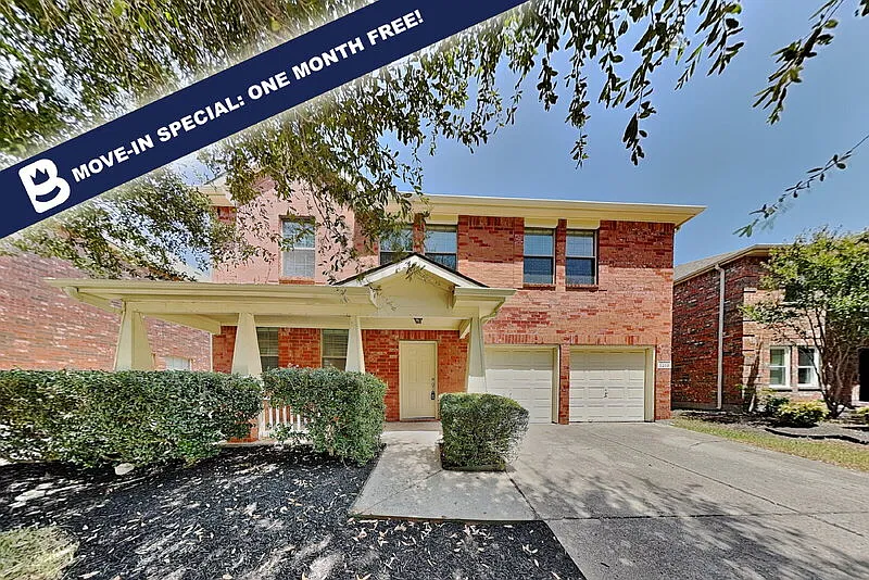 4 bed, 2.5 bath, 2593 sqft, $2,362 — Photo 1