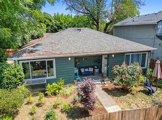 9832-9836 N Clarendon Ave, Portland, OR 97203