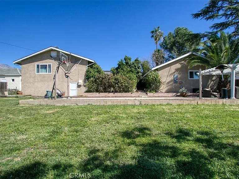 11758 Grant Dr — Photo 47