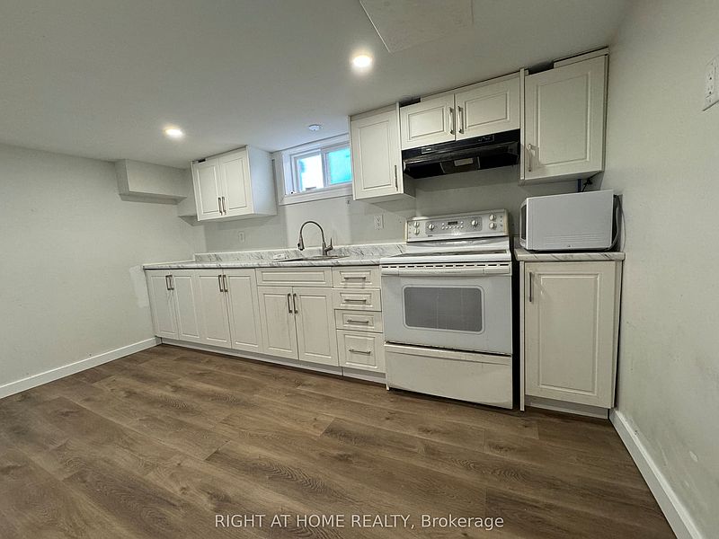 Kitchener House for rent - 1 Bedroom — photo 6
