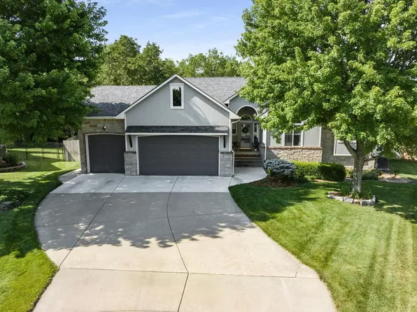 225 Litson Ct, Benton, KS 67017