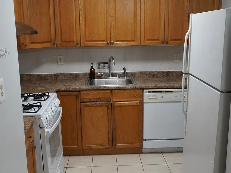 4234 213th St #2 — Photo 7