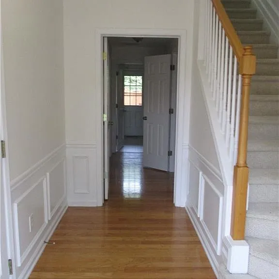 1112 Thornborough Dr — Photo 3