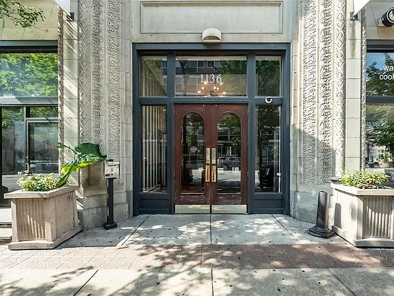 4th image of 1136 Washington Ave Unit 200