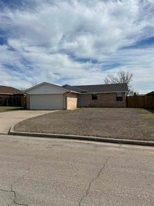 610 SW 62nd St, Lawton, OK, 73505