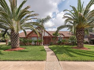 7630 Braes Meadow Dr, Houston, TX 77071