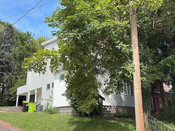 3rd image of 602 E Tipton St