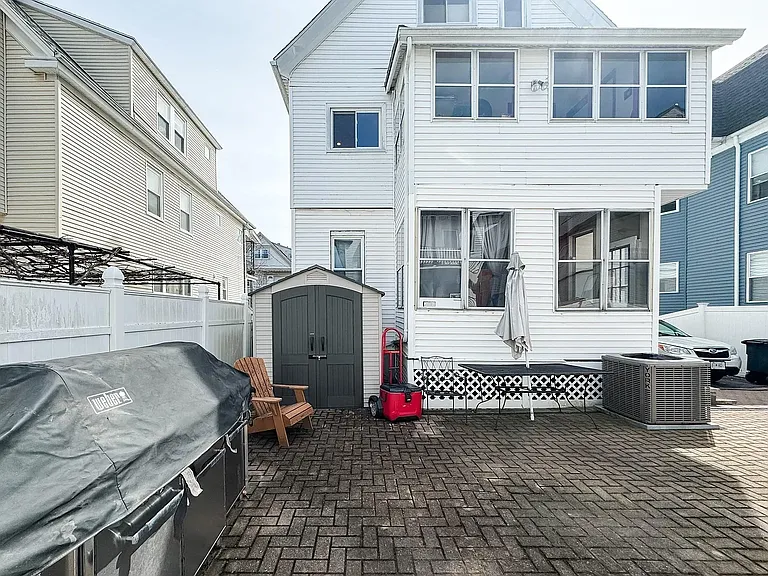 48 Prichard Ave #1 — Photo 15