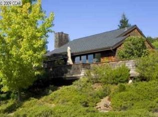 336 Village View Ct, Orinda, CA 94563