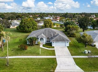 271 Ponce De Leon St, Royal Palm Beach, FL 33411