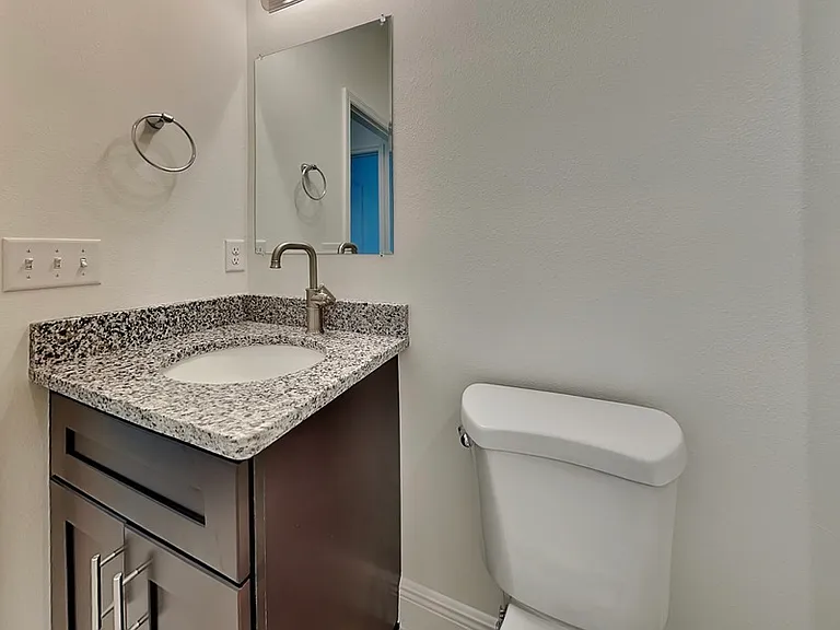 560 Marion Oaks Blvd — Photo 16