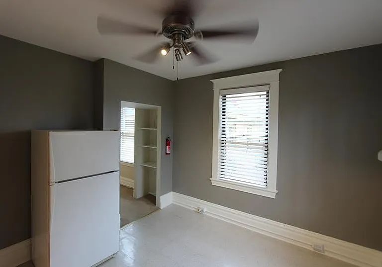 3721 California Ave #2 — Photo 6