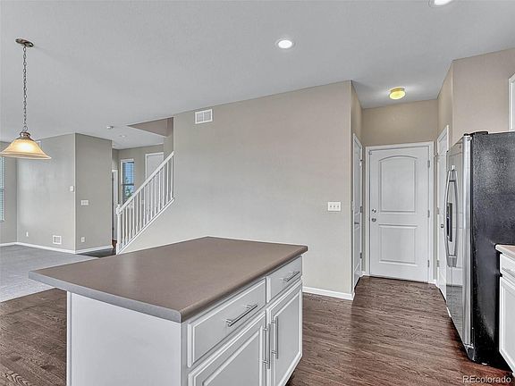 5th image of 25229 E Lake Pl