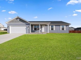 1015 Samwise St, Wright City, MO 63390