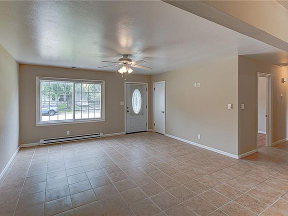 5th image of 218 SW Opal Dr