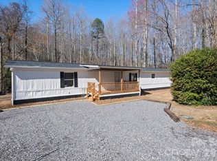 5580 Sugar Hill Rd, Marion, NC 28752