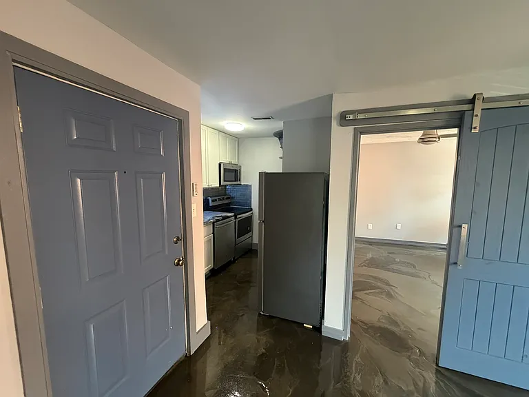 838 Oak St — Photo 19