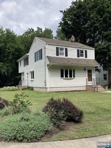 289 Meadowbrook Ave, Ridgewood, NJ, 07450