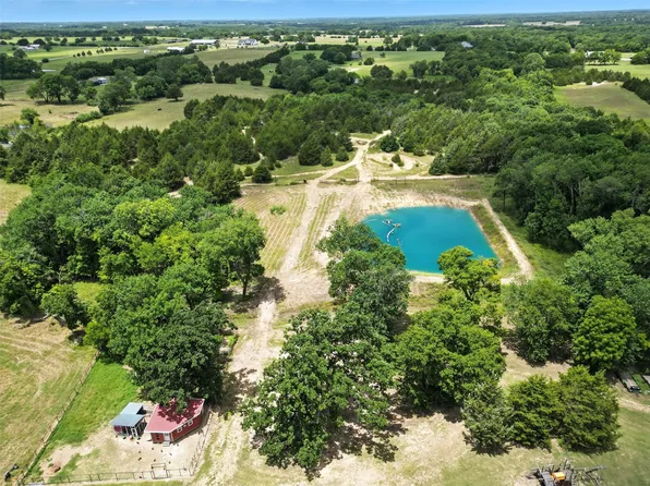 3823 NW State Highway 11, Bonham, TX 75418