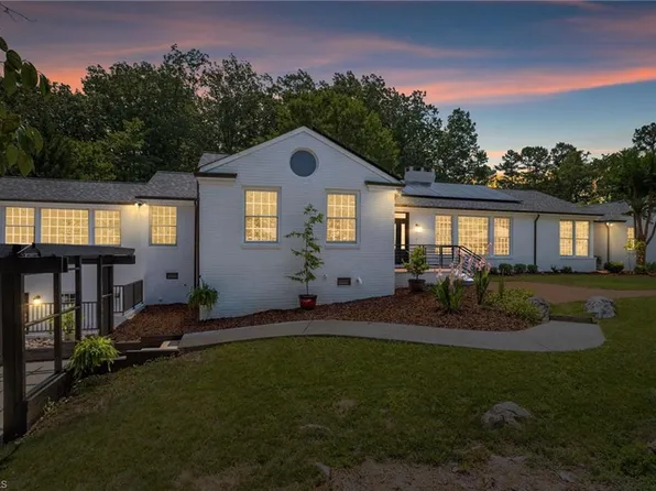 1535 Westmont Dr, Asheboro, NC 27205