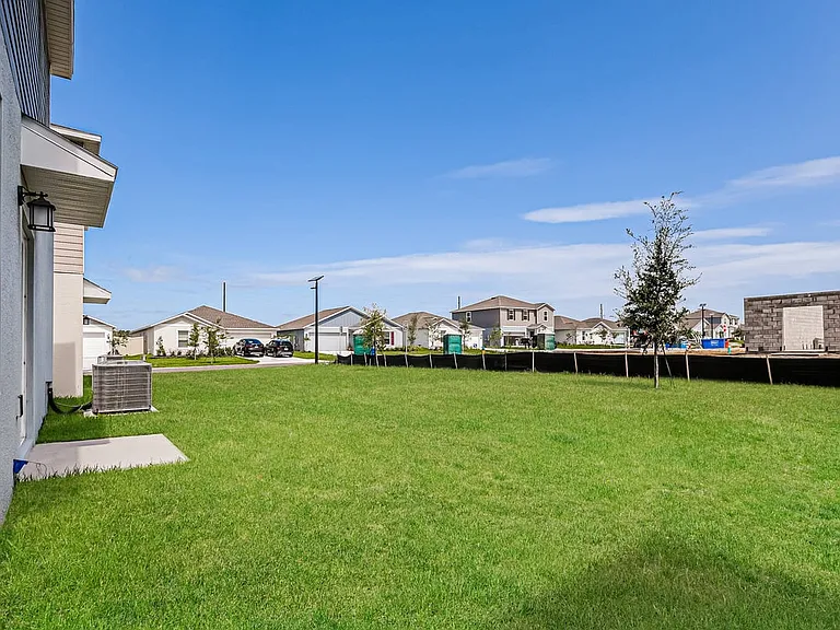 3483 Howell Dr — Photo 15