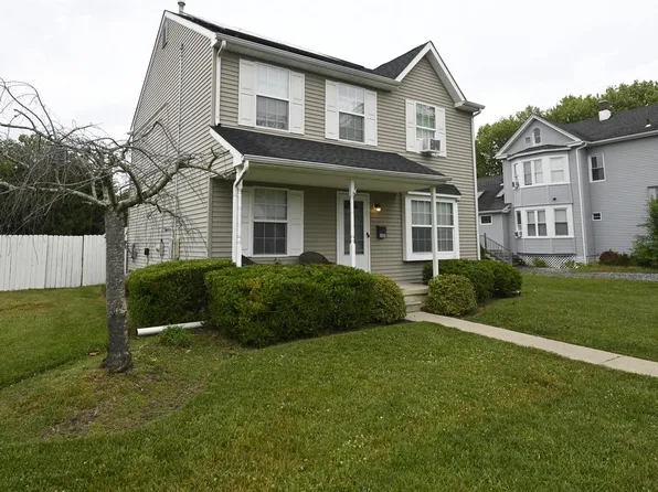 347 Chicago Ave, Egg Harbor City, NJ 08215