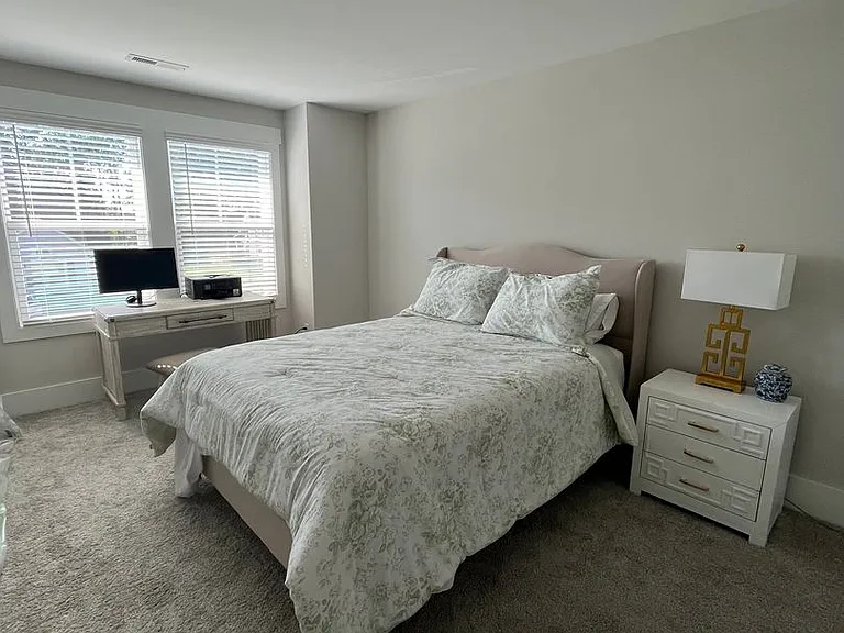 7404 Springwater Dr — Photo 23