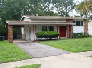 190 Humes Ln, Florissant, MO 63031