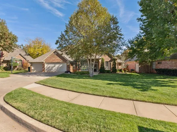 13908 Plantation Way, Edmond, OK 73013