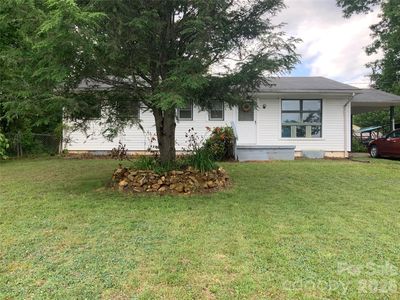 37 Hartshorn Dr, Candler, NC, 28715