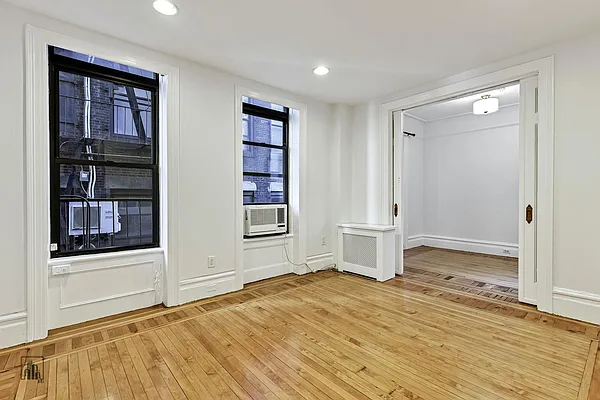 Rented by Barkoff Residential  | media 2