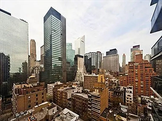 Rented by Citi Habitats | media 18