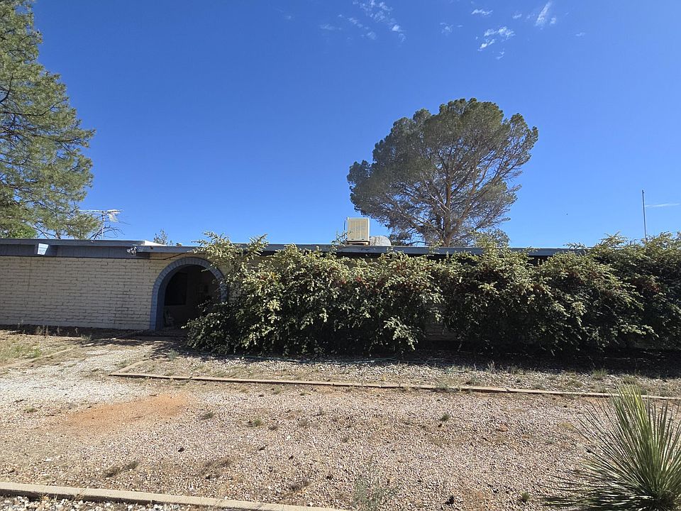 1st image of 1110 E Justin St
