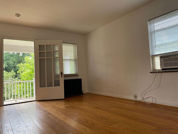 5th image of 1066 Burns Ave APT 3