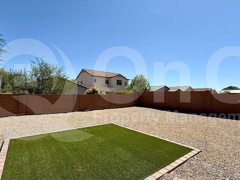 1265 E Kingman St — Photo 6