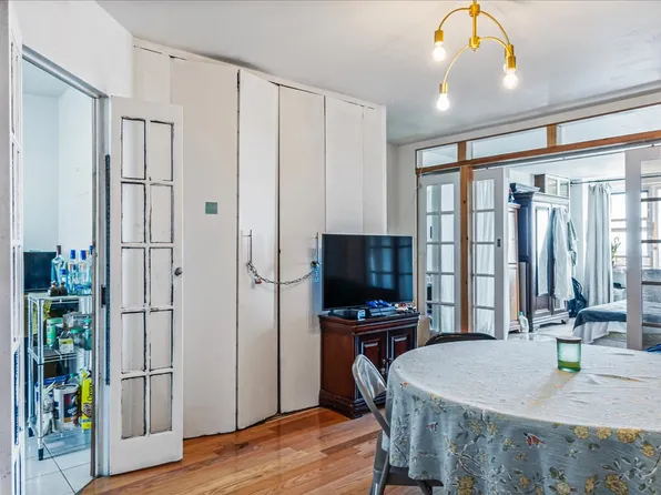 1655 Flatbush Avenue image 13 of 24