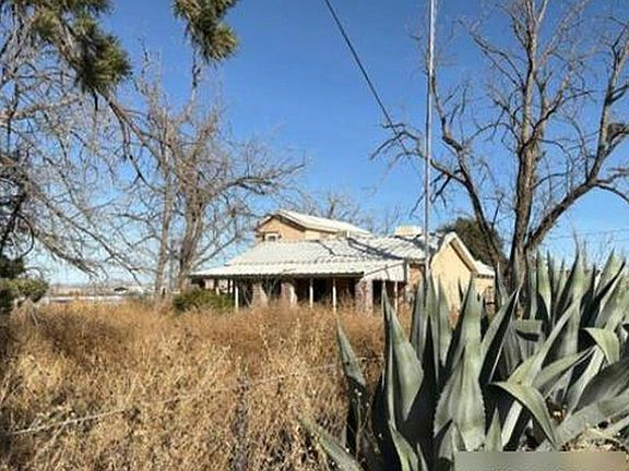 3rd image of 528 Paisano Dr