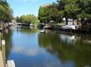 11615 W Riverhaven Dr, Homosassa, FL 34448