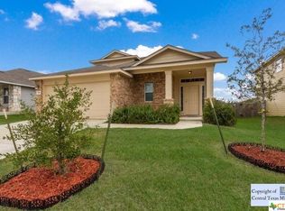 786 Great Oaks Dr, New Braunfels, TX 78130