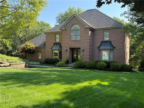113 Searight Dr, Baden, PA 15005