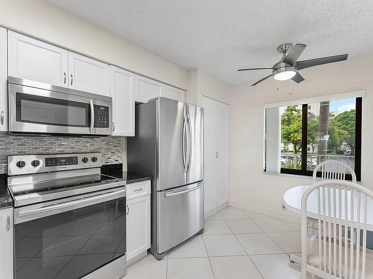 7260 Kinghurst Dr #205 — Photo 12