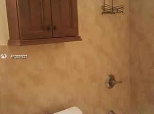 11870 SW 183rd St, Miami, FL 33177