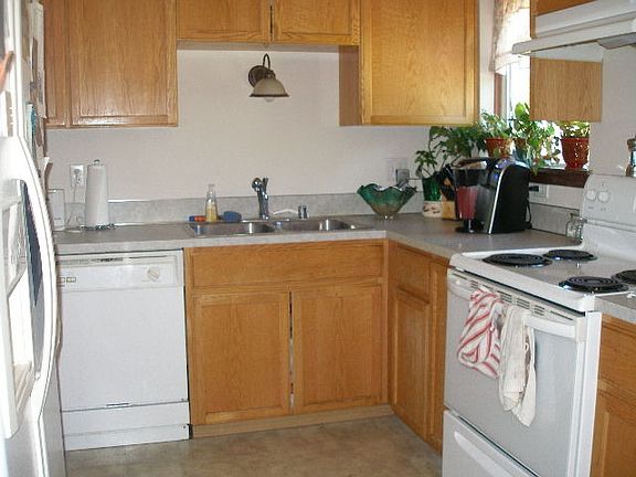 4th image of 20 E North Haven Ct